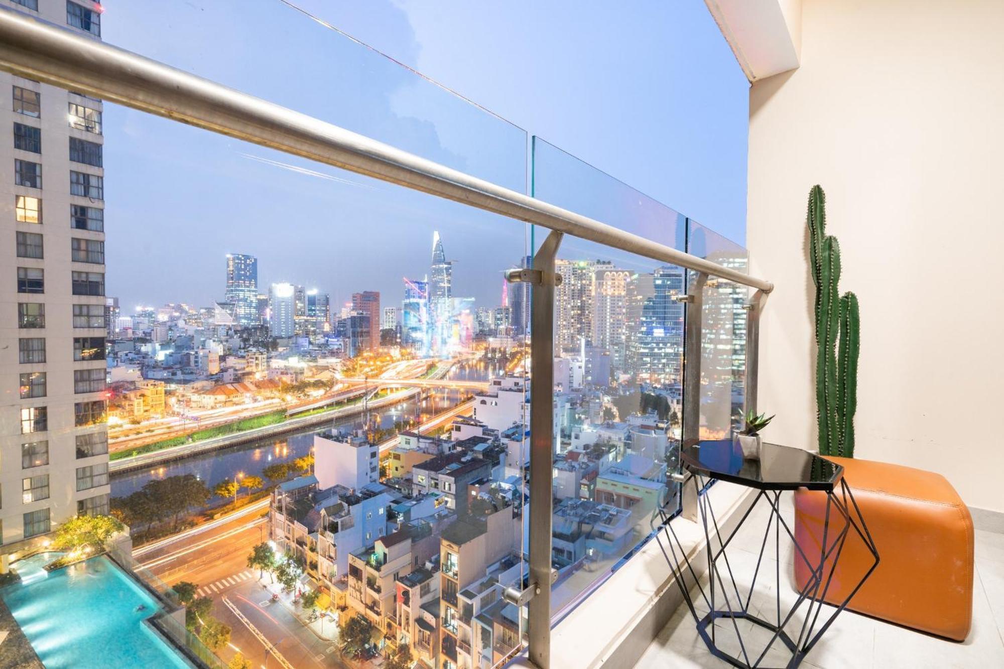 Otis Millennium Saigon Balcony Apartment Ho-Chi-Minh-Stadt Exterior foto