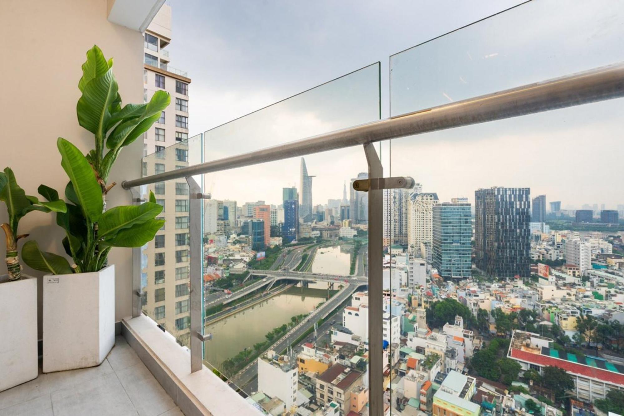 Otis Millennium Saigon Balcony Apartment Ho-Chi-Minh-Stadt Exterior foto